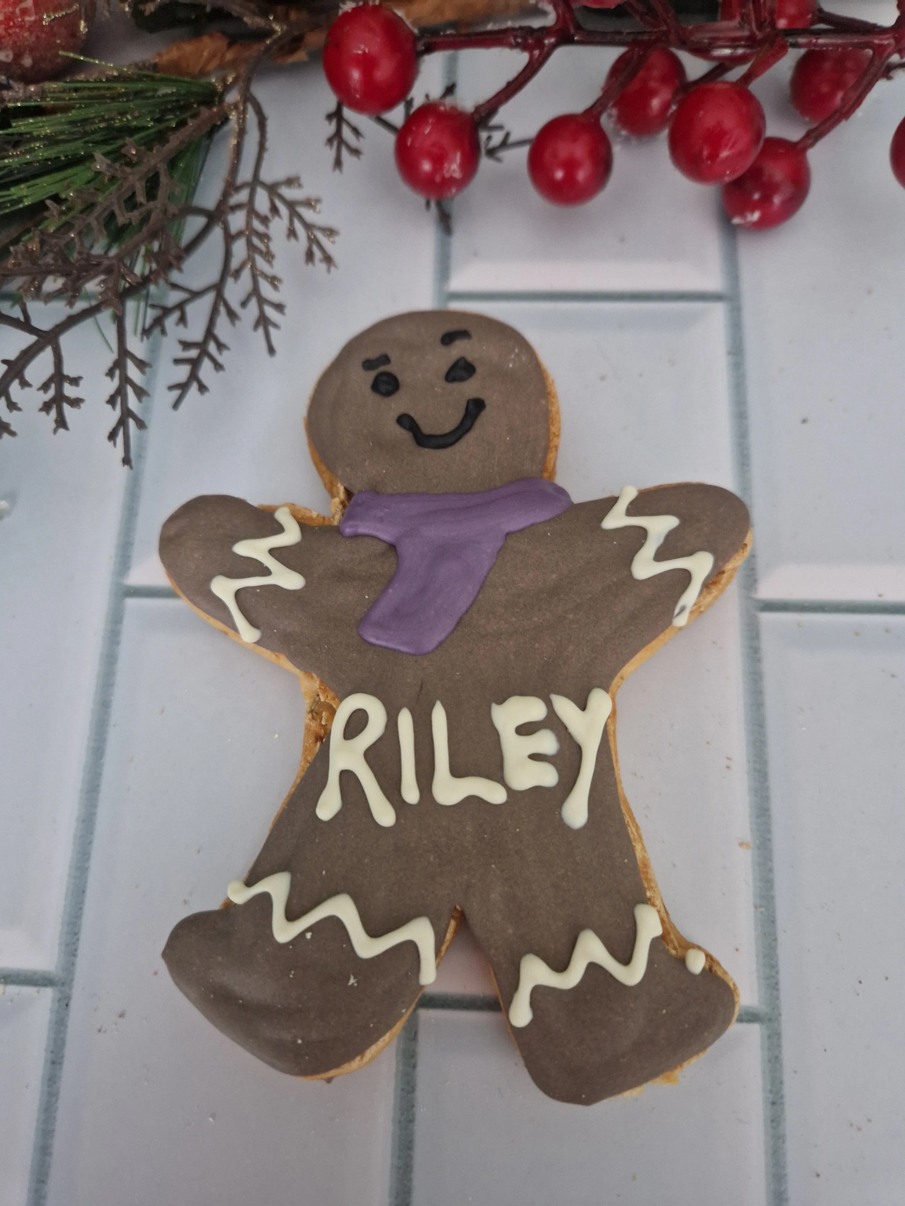 Happy Tails Barkery Christmas Box- Personalised Ginger Bread Men